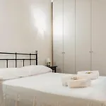 Ari アパート